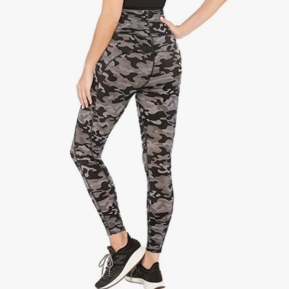 NWT Miraclesuit High Rise 7/8 Performance Pocket Leggings in Grey Camo - Picture 3 of 7